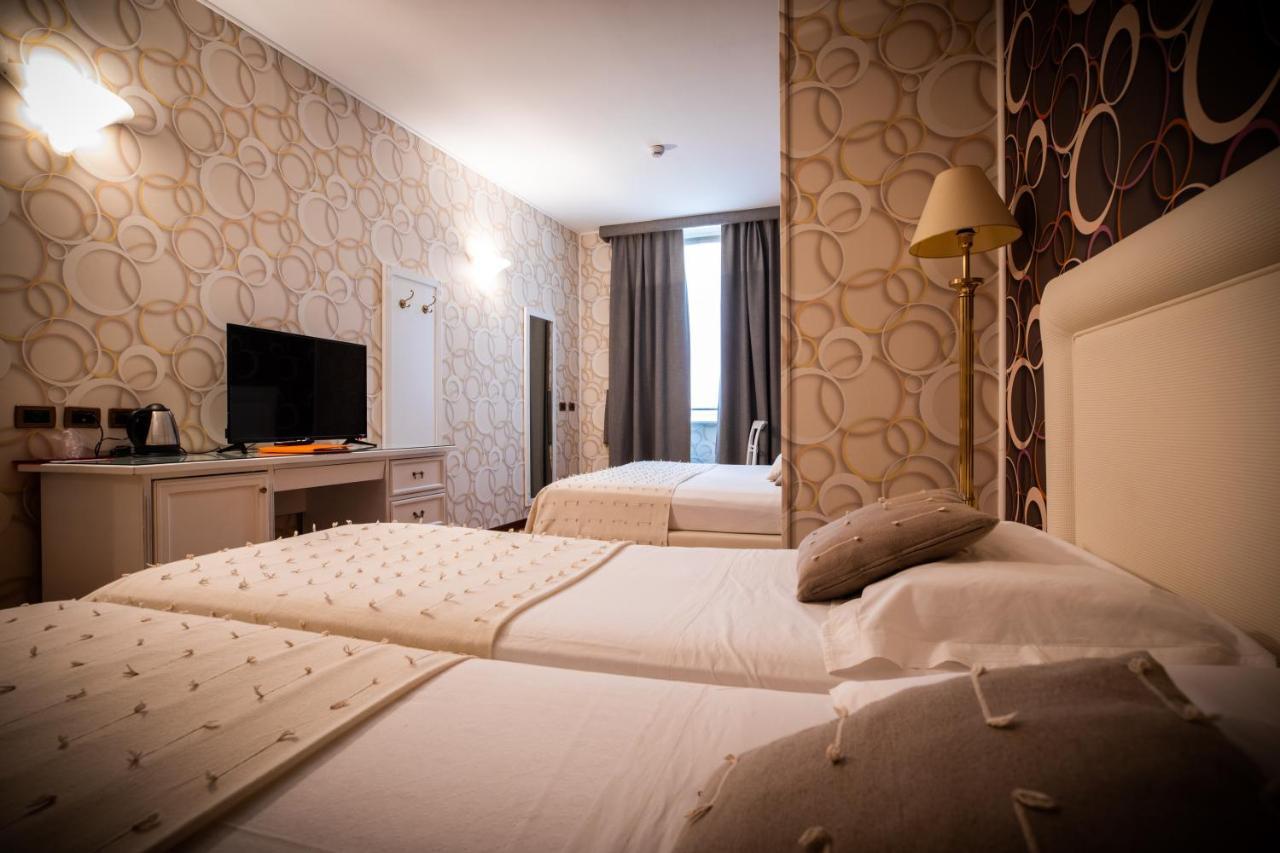 Hotel Palazzo Lovera Cuneo Exteriér fotografie