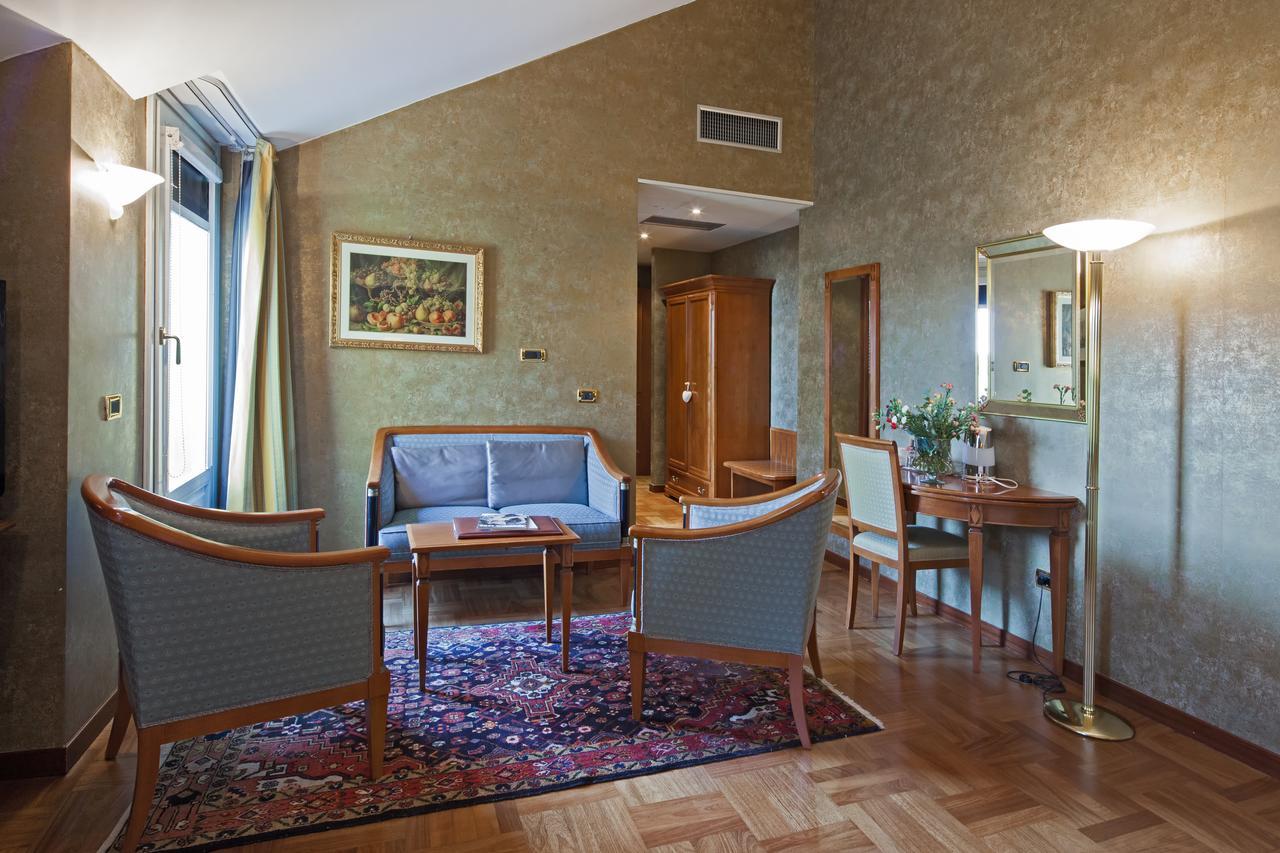 Hotel Palazzo Lovera Cuneo Exteriér fotografie